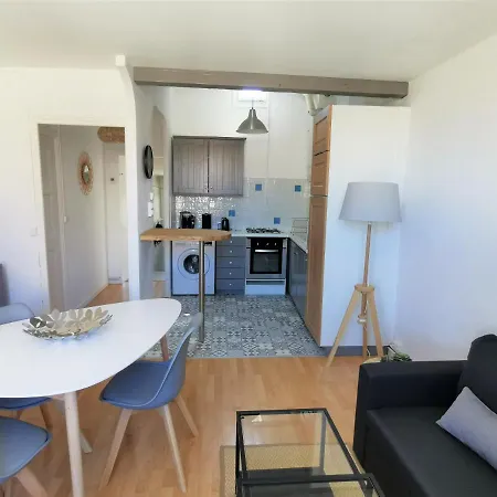 Superbe Dans Le Centre Historique アパート